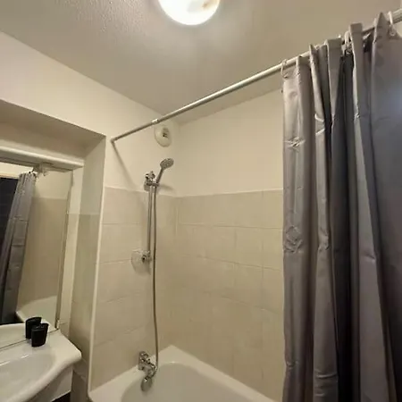Apartment Lourdes Home *
