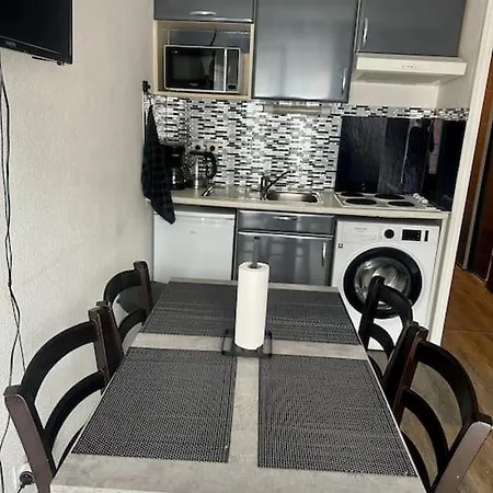 Lourdes Home Apartment *